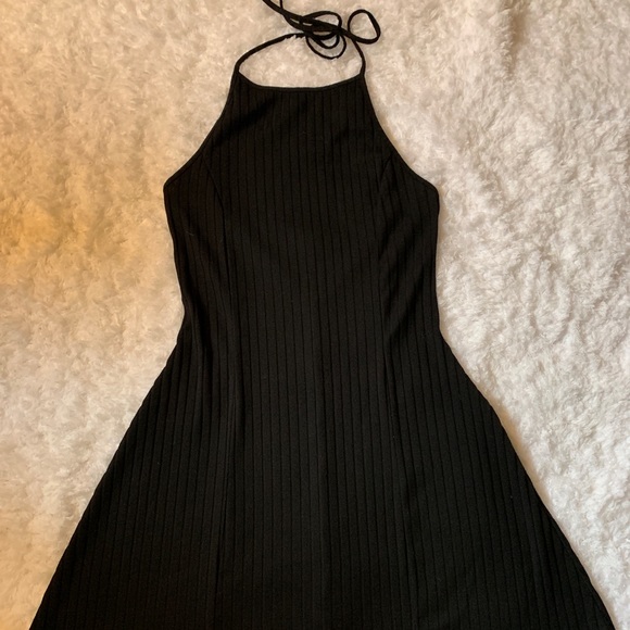 Forever 21 Dresses & Skirts - Forever 21 Halter Dress Black